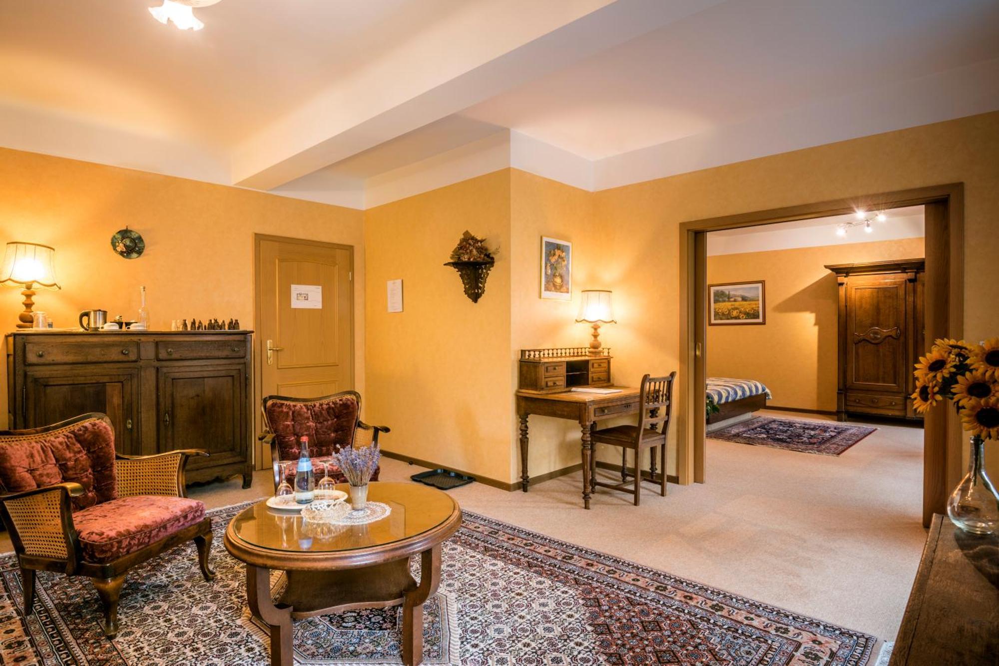 Hotel Restaurant Le Cigalon Waldbillig Екстериор снимка