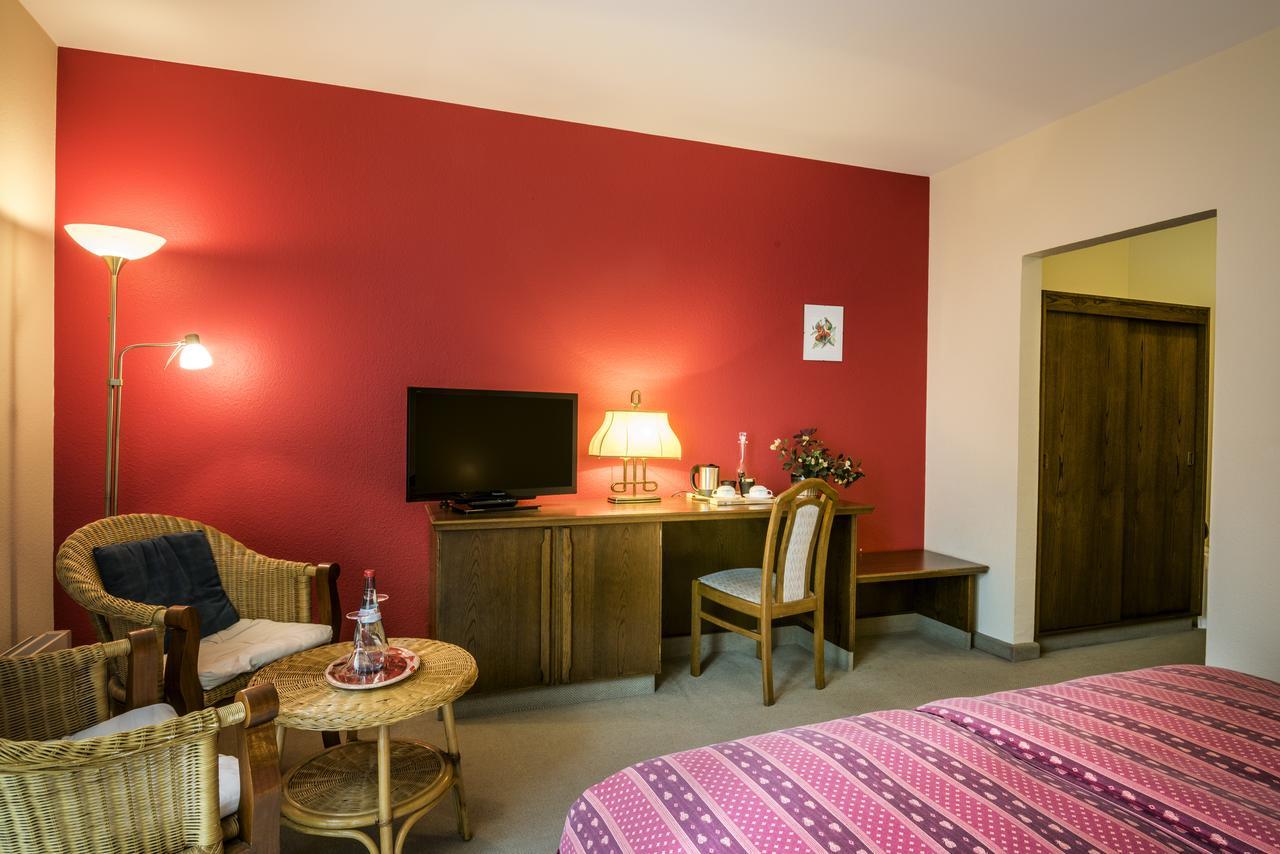 Hotel Restaurant Le Cigalon Waldbillig Екстериор снимка